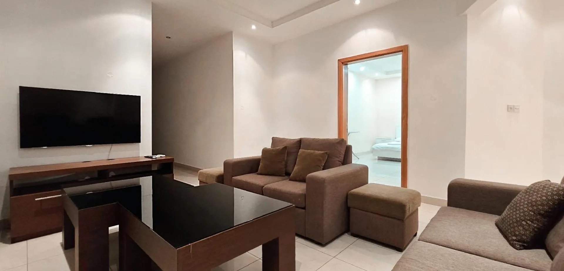 Spacious 4-Bedroom Apartment With Sea View Saint Julian's
